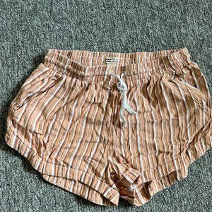 Billabong, shorts, size small